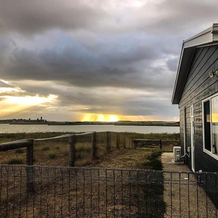 Coorong Island Retreat - Farm Stay At Pet Friendly Property Meningie Dış mekan fotoğraf