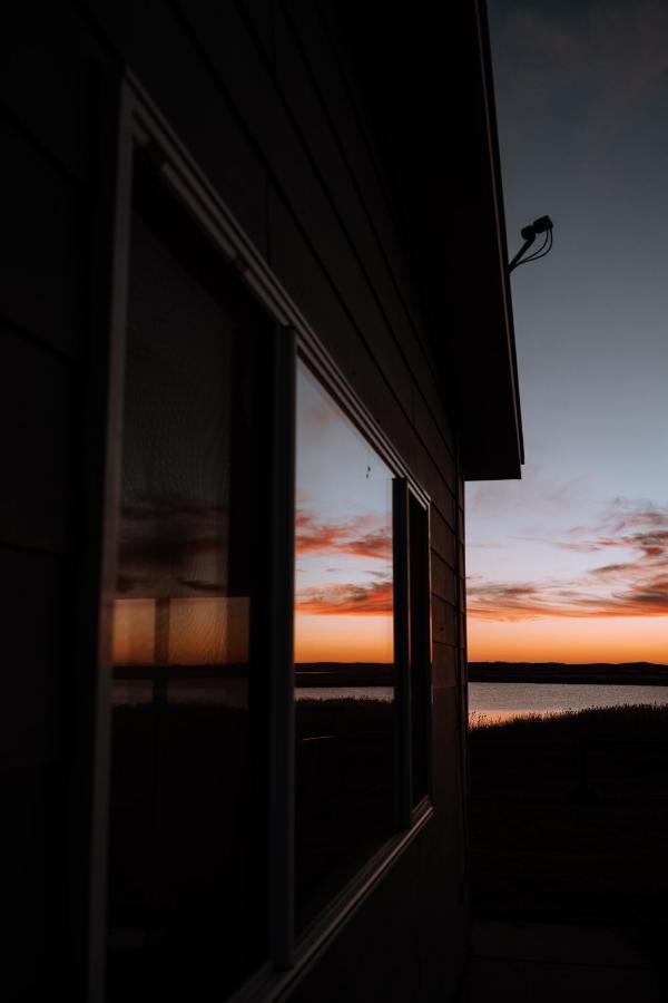 Coorong Island Retreat - Farm Stay At Pet Friendly Property Meningie Dış mekan fotoğraf